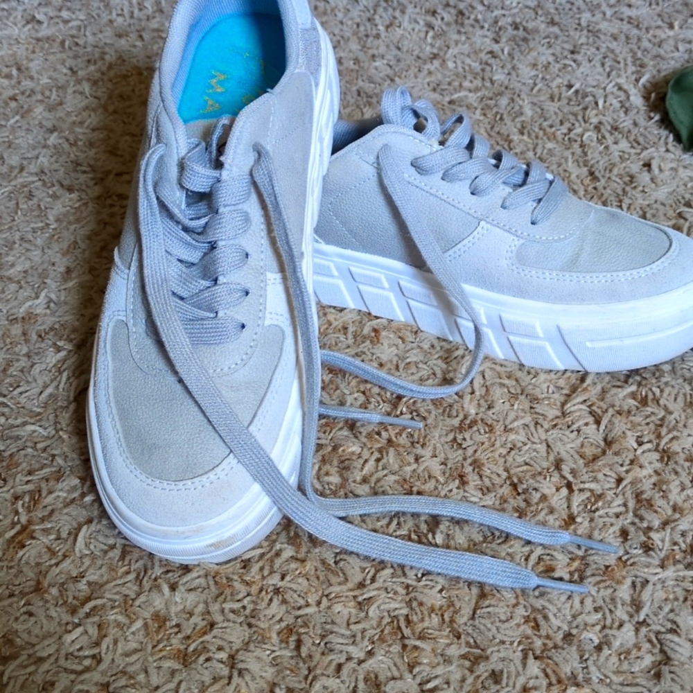 Blowfish Malibu Tennis Shoes
